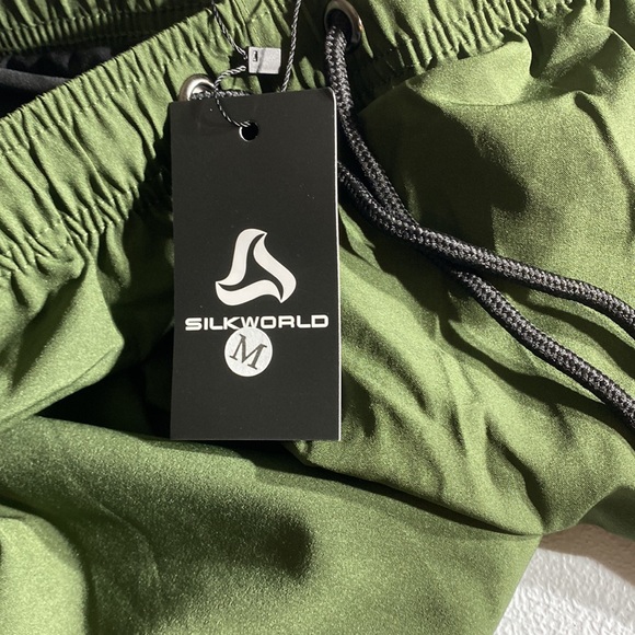 Shorts green - Picture 4 of 4